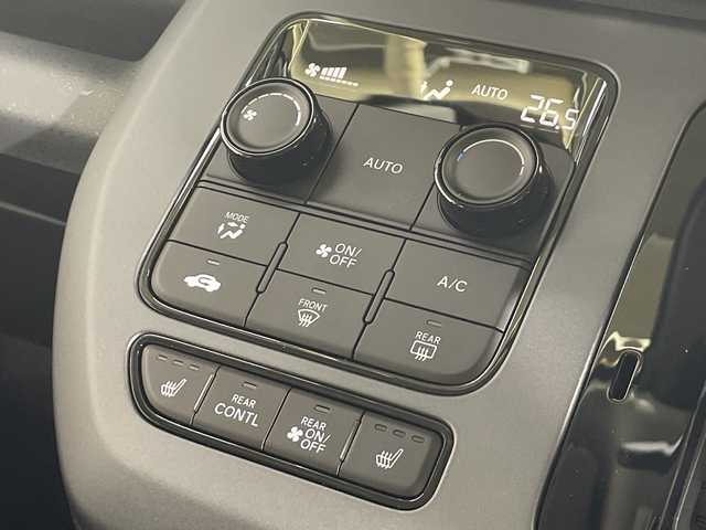 ホンダ フリード ハイブリット e:HEV クロスター 神奈川県 2025(令7)年 0.1千km クリスタルブラックパール 登録済未使用車/純正9インチナビ【LXM-242ZFNi】/AM/FM フルセグ Bluetooth AppleCarPlay　AndroidAuto/バックカメラ/両側パワースライドドア/ホンダセンシング/渋滞追従機能付アダプティブクルーズコントロール/ブラインドスポットインフォメーション/シートヒーター/ステアリングスイッチ/スマートキー/スペアキー/純正LEDヘッドライト/オートライト/オートハイビーム/純正15インチアルミホイール/ルーフレール/衝突軽減ブレーキ/後方誤発進抑制機能/誤発進抑制機能/近距離衝突軽減ブレーキ/路外逸脱抑制機能/トラフィックジャムアシスト/標識認識機能/歩行者事故低減ステアリング/路外逸脱抑制機能/車線維持支援システム/パーキングセンサーシステム/取扱説明書/保証書