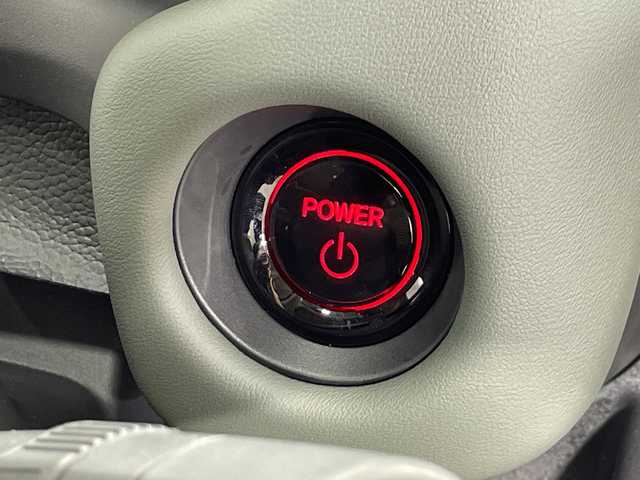 ホンダ フリード ハイブリット e:HEV クロスター 神奈川県 2025(令7)年 0.1千km クリスタルブラックパール 登録済未使用車/純正9インチナビ【LXM-242ZFNi】/AM/FM フルセグ Bluetooth AppleCarPlay　AndroidAuto/バックカメラ/両側パワースライドドア/ホンダセンシング/渋滞追従機能付アダプティブクルーズコントロール/ブラインドスポットインフォメーション/シートヒーター/ステアリングスイッチ/スマートキー/スペアキー/純正LEDヘッドライト/オートライト/オートハイビーム/純正15インチアルミホイール/ルーフレール/衝突軽減ブレーキ/後方誤発進抑制機能/誤発進抑制機能/近距離衝突軽減ブレーキ/路外逸脱抑制機能/トラフィックジャムアシスト/標識認識機能/歩行者事故低減ステアリング/路外逸脱抑制機能/車線維持支援システム/パーキングセンサーシステム/取扱説明書/保証書