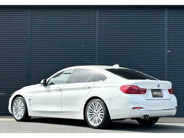 ＢＭＷ ４２０ｉ グランクーペ ラグジュアリー 茨城県 2018(平30)年 4.2万km ミネラルホワイト 後期型 /プラスパッケージ /衝突軽減B /ACC /LDW/LCW/黒革 /シートヒーター /M付パワーシート /harman/kardon /アダプティブLED /パワートランク  /バックカメラ /PDC /純正ナビ /TV /BT/USB/DVD/CD /ETC2.0/前後ドラレコ /純正18インチAW /禁煙車