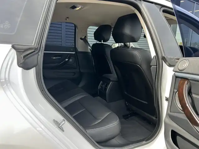 ＢＭＷ ４２０ｉ グランクーペ ラグジュアリー 茨城県 2018(平30)年 4.2万km ミネラルホワイト 後期型 /プラスパッケージ /衝突軽減B /ACC /LDW/LCW/黒革 /シートヒーター /M付パワーシート /harman/kardon /アダプティブLED /パワートランク  /バックカメラ /PDC /純正ナビ /TV /BT/USB/DVD/CD /ETC2.0/前後ドラレコ /純正18インチAW /禁煙車
