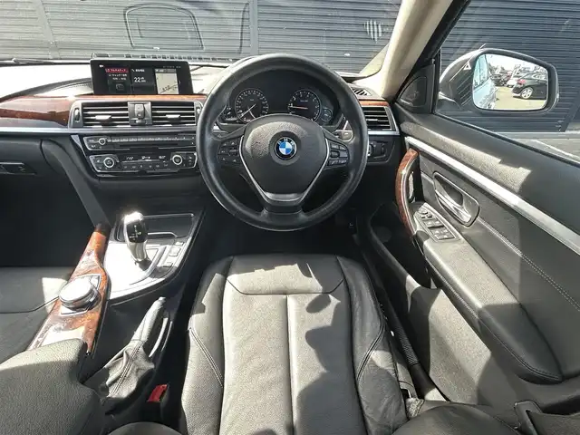 ＢＭＷ ４２０ｉ グランクーペ ラグジュアリー 茨城県 2018(平30)年 4.2万km ミネラルホワイト 後期型 /プラスパッケージ /衝突軽減B /ACC /LDW/LCW/黒革 /シートヒーター /M付パワーシート /harman/kardon /アダプティブLED /パワートランク  /バックカメラ /PDC /純正ナビ /TV /BT/USB/DVD/CD /ETC2.0/前後ドラレコ /純正18インチAW /禁煙車
