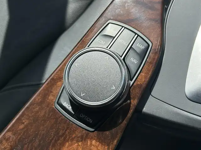 ＢＭＷ ４２０ｉ グランクーペ ラグジュアリー 茨城県 2018(平30)年 4.2万km ミネラルホワイト 後期型 /プラスパッケージ /衝突軽減B /ACC /LDW/LCW/黒革 /シートヒーター /M付パワーシート /harman/kardon /アダプティブLED /パワートランク  /バックカメラ /PDC /純正ナビ /TV /BT/USB/DVD/CD /ETC2.0/前後ドラレコ /純正18インチAW /禁煙車