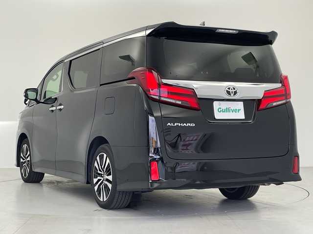 トヨタ アルファード S Cパッケージ 愛知県 2022(令4)年 3.3万km ブラック 純正ナビ/フルセグTV/バックカメラ/ETC/ツインムーンルーフ/フリップダウンモニター/黒革シート/三眼LEDヘッドライト/デジタルインナーミラー/トヨタセーフティセンス/・プリクラッシュセーフティ/・レーダークルーズコントロール/・レーントレーシングアシスト/・ロードサインアシスト/・先行車発進のお知らせ/・オートハイビーム/・ブラインドスポットアシスト/・リアトラフィックアラート/・パーキングサポートブレーキ/両側パワースライドドア/シートヒーター/シートベンチレーション/パワーシート/パワーバックドア/プッシュスタート/横滑り防止装置/ステアリングヒーター