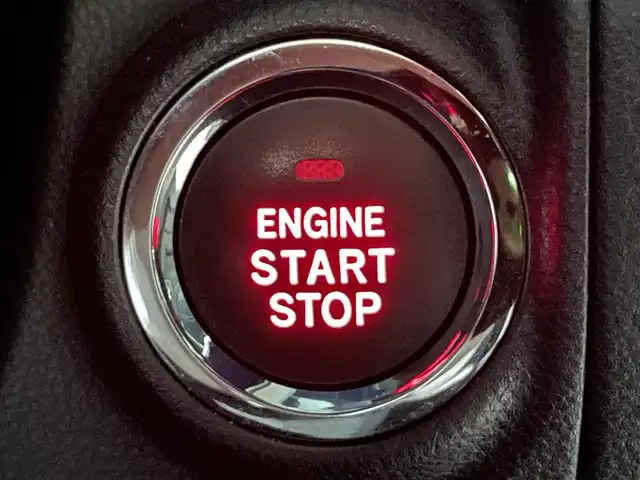 スバル レヴォーグ 1．8GT－H EX 滋賀県 2021(令3)年 7.2万km クリスタルホワイトP ワンオーナー/純正11.6型ナビ/・Bluetooth/フルセグ/・Apple Car Play/スマートリアビューカメラ/ETC/前後ドライブレコーダー/革巻きステアリング/ステアリングリモコン/パワーバックドア/デジタルインナーミラー/前席パワーシート（メモリ機能付き）/前席シートヒーター/ステアリング連動LEDヘッドライト/フォグライト/アイサイトX/・プリクラッシュブレーキ/・エマージェンシーレーンキープアシスト/・後退時ブレーキアシスト/・ドライバーモニタリングシステム/・車線逸脱防止機能/スマートキー