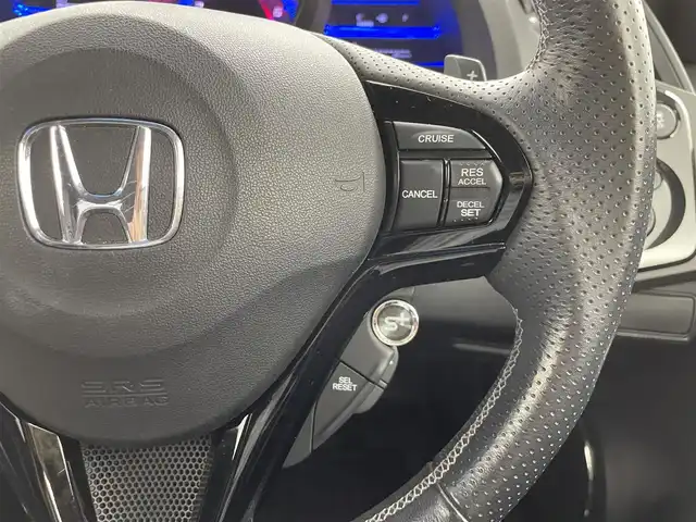 ホンダ ＣＲ－Ｚ α マスターレーベル 群馬県 2015(平27)年 3.6万km プレミアムイエローパールⅡ 純正ナビ/・AM/FM/CD/DVD/Bluetooth/ワンセグTV/＝＝＝＝＝/純正ナビ　バックカメラ　ＥＴＣ　パドルシフト　革巻きステアリング　ドライブレコーダー　オートエアコン　クルーズコントロール　スマートキー　電動格納ミラー　ハーフレザーシート　ステアリングスイッチ　禁煙