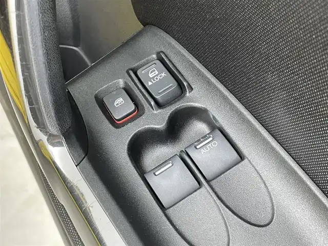 ホンダ ＣＲ－Ｚ α マスターレーベル 群馬県 2015(平27)年 3.6万km プレミアムイエローパールⅡ 純正ナビ/・AM/FM/CD/DVD/Bluetooth/ワンセグTV/＝＝＝＝＝/純正ナビ　バックカメラ　ＥＴＣ　パドルシフト　革巻きステアリング　ドライブレコーダー　オートエアコン　クルーズコントロール　スマートキー　電動格納ミラー　ハーフレザーシート　ステアリングスイッチ　禁煙