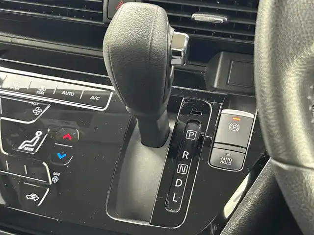 日産 デイズ HWS G ターボ プロパイロットED 群馬県 2020(令2)年 5.1万km プレミアムサンシャインオレンジメタリック/シルキーホワイト 純正９インチナビ　アラウンドビューモニター　ＬＥＤライト　ＡＨＢ　ベンチシート　純正１５インチＡＷ　ステアリングリモコン　コーナーセンサー　プッシュスタート　スマートキー　カーテンエアバッグ　禁煙車