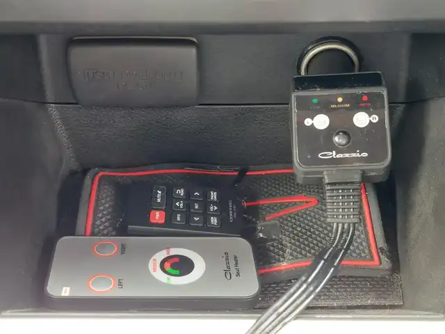 スバル レヴォーグ 1．6GTアイサイト スマートED 東京都 2016(平28)年 6.5万km クリスタルブラックシリカ TANABE メダリオンマフラー/GPSレーダー/アイサイト/・プリクラッシュブレーキ/・全車速追従機能付きクルーズコントロール/・誤発進抑制制御/・車線逸脱抑制機能/・先行車発進お知らせ/・リヤビークルディテクション/プッシュスタート/アイドリングストップ/パドルシフト/純正ナビ/フルセグTV/バック＆左サイドカメラ/ETC/ドライブレコーダー/運転席パワーシート/LEDヘッドライト/ドアバイザー/純正アルミホイール/スマートキー