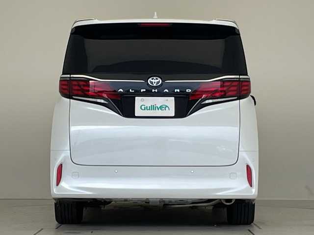 トヨタ アルファード Z 愛知県 2024(令6)年 1.8万km プラチナホワイトパールマイカ 純正14型ディズプレイオーディオナビ/フリップダウンモニター/三眼LEDヘッドライト/全方位カメラr/両側パワースライドドア/ガラスルーフ/レーダークルーズコントロール/シートヒーター/エアシート/バックカメラ/電動リアゲート/パワーシート/コーナーセンサー/純正アルミホイール/ETC2.0/ブラインドスポットモニター/ステアリングヒーター/インテリジェントミラー/リアオートエアコン/オートマチックハイビーム/ドライブレコーダー/衝突軽減システム/フルセグ/Bluetooth/ステアリングスイッチ/スマートキー/プッシュスタート