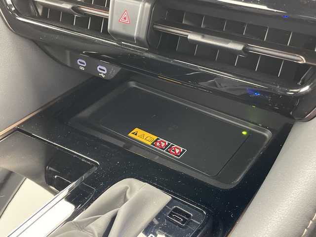 トヨタ アルファード Z 愛知県 2024(令6)年 1.8万km プラチナホワイトパールマイカ 純正14型ディズプレイオーディオナビ/フリップダウンモニター/三眼LEDヘッドライト/全方位カメラr/両側パワースライドドア/ガラスルーフ/レーダークルーズコントロール/シートヒーター/エアシート/バックカメラ/電動リアゲート/パワーシート/コーナーセンサー/純正アルミホイール/ETC2.0/ブラインドスポットモニター/ステアリングヒーター/インテリジェントミラー/リアオートエアコン/オートマチックハイビーム/ドライブレコーダー/衝突軽減システム/フルセグ/Bluetooth/ステアリングスイッチ/スマートキー/プッシュスタート