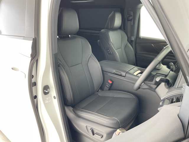 トヨタ アルファード Z 愛知県 2024(令6)年 1.8万km プラチナホワイトパールマイカ 純正14型ディズプレイオーディオナビ/フリップダウンモニター/三眼LEDヘッドライト/全方位カメラr/両側パワースライドドア/ガラスルーフ/レーダークルーズコントロール/シートヒーター/エアシート/バックカメラ/電動リアゲート/パワーシート/コーナーセンサー/純正アルミホイール/ETC2.0/ブラインドスポットモニター/ステアリングヒーター/インテリジェントミラー/リアオートエアコン/オートマチックハイビーム/ドライブレコーダー/衝突軽減システム/フルセグ/Bluetooth/ステアリングスイッチ/スマートキー/プッシュスタート