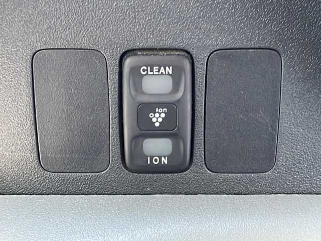 トヨタ パッソ X Fパッケージ 徳島県 2005(平17)年 13.3万km シャンパンメタリックオパール 純正7インチナビ【NDCN-W54】/CD/バックカメラ/ETC/ハロゲンヘッドライト/マニュアルエアコン/電格ミラー/ドアバイザー/パワーウィンドウ/Wエアバッグ/純正フロアマット/リモコンキー