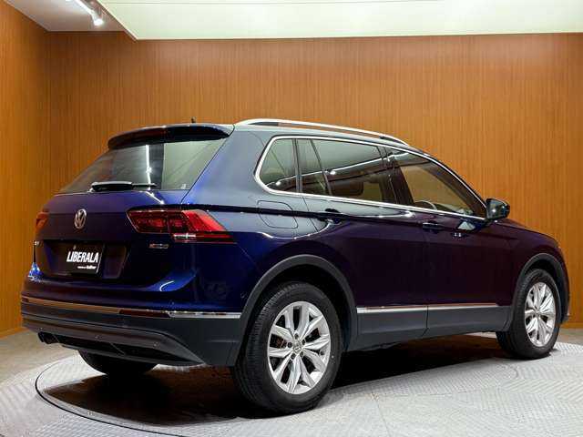 フォルクスワーゲン ティグアン TDI 4モーション ハイライン 千葉県 2018(平30)年 4.4万km アトランティックブルーM ＡＣＣ　/ＤｉｓｃｏｖｅｒＰｒｏナビ　/地デジＴＶ　/３６０°/Ｂｌｕｅｔｏｏｔｈ接続　/ＣａｒＰｌａｙ　/シートヒーター　/電動リアゲート　/ＬＥＤヘッドライト　/オールインセーフティ　/ＥＴＣ　/前後ドラレコ