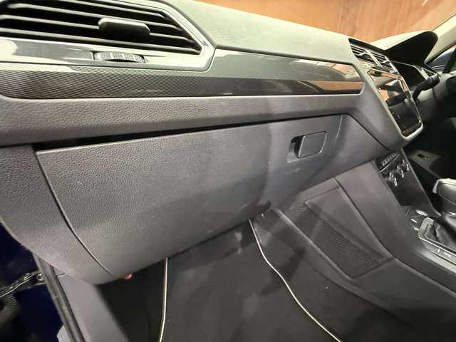 フォルクスワーゲン ティグアン TDI 4モーション ハイライン 千葉県 2018(平30)年 4.4万km アトランティックブルーM ＡＣＣ　/ＤｉｓｃｏｖｅｒＰｒｏナビ　/地デジＴＶ　/３６０°/Ｂｌｕｅｔｏｏｔｈ接続　/ＣａｒＰｌａｙ　/シートヒーター　/電動リアゲート　/ＬＥＤヘッドライト　/オールインセーフティ　/ＥＴＣ　/前後ドラレコ