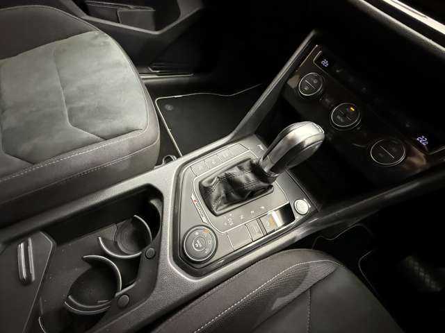 フォルクスワーゲン ティグアン TDI 4モーション ハイライン 千葉県 2018(平30)年 4.4万km アトランティックブルーM ＡＣＣ　/ＤｉｓｃｏｖｅｒＰｒｏナビ　/地デジＴＶ　/３６０°/Ｂｌｕｅｔｏｏｔｈ接続　/ＣａｒＰｌａｙ　/シートヒーター　/電動リアゲート　/ＬＥＤヘッドライト　/オールインセーフティ　/ＥＴＣ　/前後ドラレコ