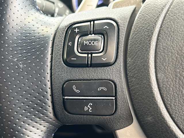 レクサス ＮＸ 300h クール&ブライト 岐阜県 2021(令3)年 7.4万km ホワイトノーヴァガラスフレーク ワンオーナー/サンルーフ/Ｆスポーツベース特別仕様車/プリクラッシュセーフティ/レーダークルーズコントロール/レーンキープアシスト/ブラインドスポットモニター/オートマチックハイビーム/黒革シート/純正ナビ/全周囲モニター/Bluetooth/フルセグTV/DVD/ビルトインETC2.0/ドライブレコーダー/３眼LEDヘッドライト/ヘッドアップディスプレイ/後席電動格納シート/前席パワーシート/シートメモリー/ベンチレーション/シートヒーター/ステアリングヒーター/電動リアゲート/パドルシフト/電子パーキング/コーナーセンサー/カーテンエアバック/ニーエアバック/カードキー/保証書/取扱説明書