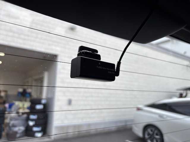 スズキ ソリオ バンディット HV MV 大阪府 2017(平29)年 4.4万km プレミアムシルバーメタリック ナビ/フルセグ/Bluetooth/CD/DVD/デュアルセンサーブレーキ/車線逸脱警報/クルーズコントロール/シートヒーター/片側パワースライドドア/ドライブレコーダー/ビルトインETC/純正アルミホイール/LEDヘッドライト/スマートキー