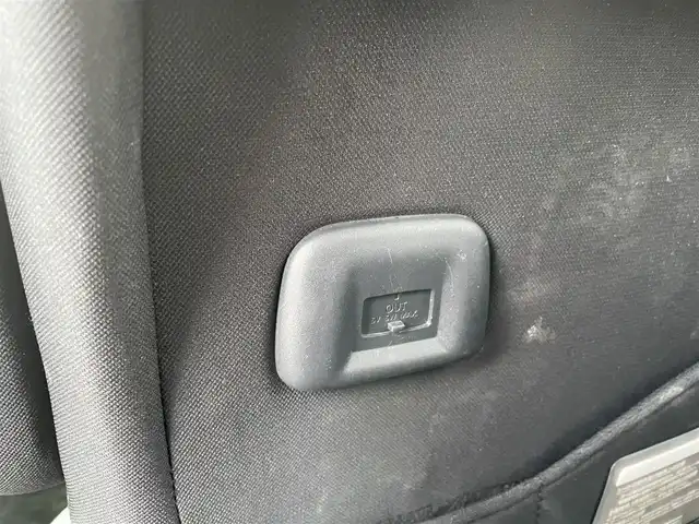 日産 セレナ ハイウェイスター 福島県 2017(平29)年 13.1万km ブリリアントホワイトパール (株)IDOMが運営する【じしゃロン福島店】の自社ローン対象車両になります。こちらは現金ご利用時の価格です。/自社ローンご希望の方は別途その旨お申付け下さい/純正９インチＳＤナビ/フルセグテレビ/バックカメラ/フリップダウンモニター/両側パワースライドドア/ハンズフリードア/エマージェンシーブレーキ/車線逸脱警報/クルーズコントロール/社外エアロ/社外マフラー