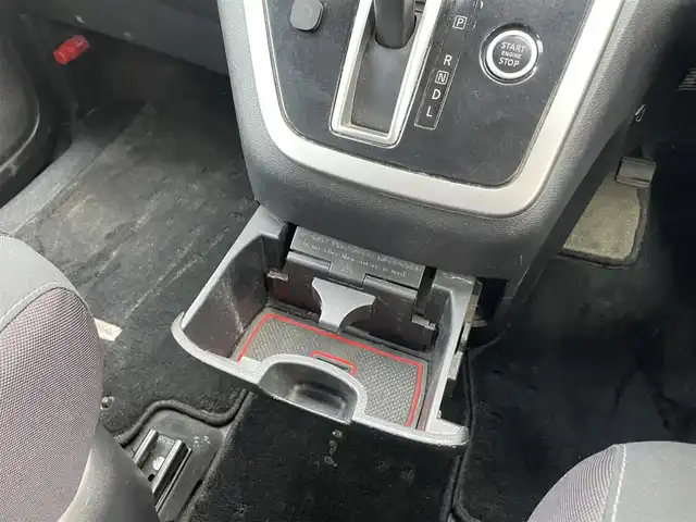 日産 セレナ ハイウェイスター 福島県 2017(平29)年 13.1万km ブリリアントホワイトパール (株)IDOMが運営する【じしゃロン福島店】の自社ローン対象車両になります。こちらは現金ご利用時の価格です。/自社ローンご希望の方は別途その旨お申付け下さい/純正９インチＳＤナビ/フルセグテレビ/バックカメラ/フリップダウンモニター/両側パワースライドドア/ハンズフリードア/エマージェンシーブレーキ/車線逸脱警報/クルーズコントロール/社外エアロ/社外マフラー