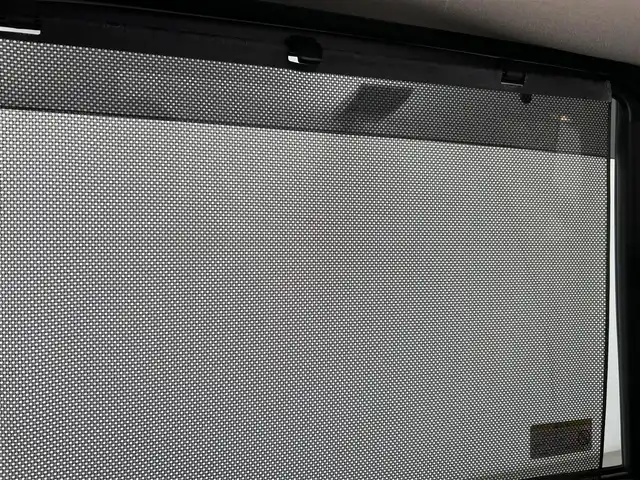 日産 セレナ e－パワー ハイウェイスター V 千葉県 2021(令3)年 6.6万km ブリリアントホワイトパール 2トーン 禁煙車/エマージェンシーブレーキ/・プロパイロット/・車線逸脱警報システム/・ブラインドスポットモニター/純正１０型メモリナビ/・CD/DVD/Bluetooth/フルセグTV/・ビルトインETC/・アラウンドビューモニター/インテリジェントルームミラー/両側パワースライドドア/革巻きステアリング/・ステアリングスイッチ/電子パーキング/・ブレーキホールド/左右独立エアコン/純正フロアマット/純正15インチAW/オートライト/・LEDヘッドライト/・LEDフォグランプ