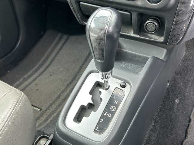 スズキ ジムニー ランドベンチャー 道北・旭川 2008(平20)年 9.2万km ブルーイッシュブラックパール3 /4WD//CDオーディオ//運転席シートヒーター//バックカメラ//ミラーヒーター//革巻きステアリング//ETC//フォグランプ//夏タイヤ積込//スペアキー//純正フロアマット//ドアバイザー//電動格納ミラー//保証書