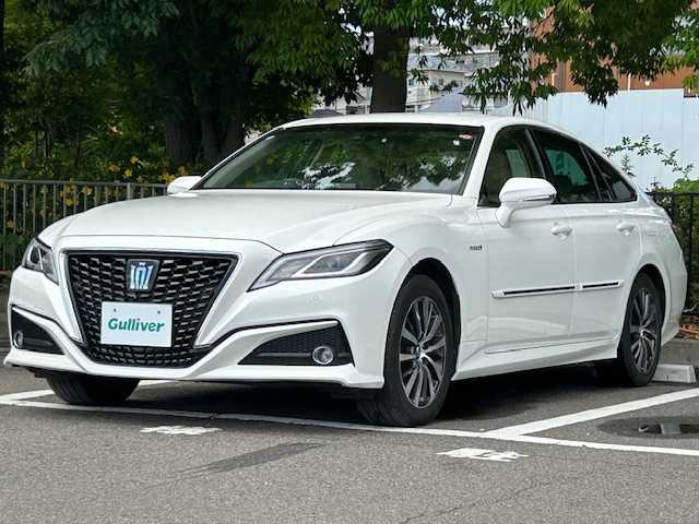 トヨタ クラウン ハイブリッド S Cパッケージ 宮城県 2018(平30)年 3.1万km ホワイトパールクリスタルシャイン 純正ナビ/バックカメラ/Bluetooth、CD/フルセグTV/トヨタセーフティーセンス/・プリクラッシュセーフティー/・レーントレーシングアシスト/・レーダークルーズコントロール/・アダプティブハイビームシステム/・リアクロストラフィックアラート/・ロードサインアシスト/ブラインドスポットモニター/クリアランスソナー/パーキングサポートブレーキ/ヘッドアップディスプレイ/パドルシフト/ハンドルヒーター/シートヒーター/パワーシート/ビルトインETC2.0/LEDヘッドライト/フォグランプ/オートライト/純正アルミホイール/純正フロアマット/プッシュスタート/スマートキー