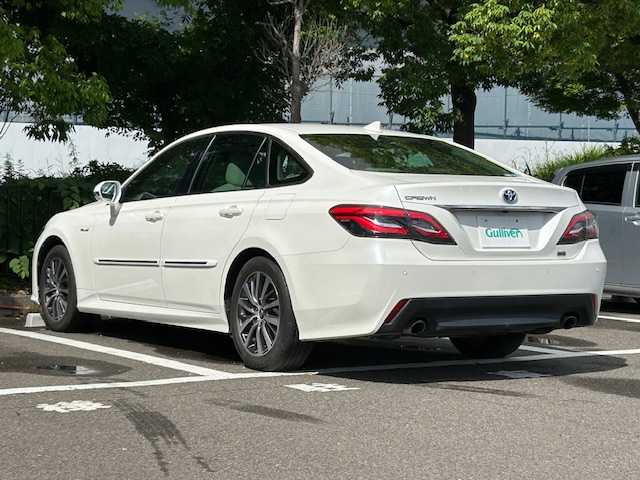 トヨタ クラウン ハイブリッド S Cパッケージ 宮城県 2018(平30)年 3.1万km ホワイトパールクリスタルシャイン 純正ナビ/バックカメラ/Bluetooth、CD/フルセグTV/トヨタセーフティーセンス/・プリクラッシュセーフティー/・レーントレーシングアシスト/・レーダークルーズコントロール/・アダプティブハイビームシステム/・リアクロストラフィックアラート/・ロードサインアシスト/ブラインドスポットモニター/クリアランスソナー/パーキングサポートブレーキ/ヘッドアップディスプレイ/パドルシフト/ハンドルヒーター/シートヒーター/パワーシート/ビルトインETC2.0/LEDヘッドライト/フォグランプ/オートライト/純正アルミホイール/純正フロアマット/プッシュスタート/スマートキー