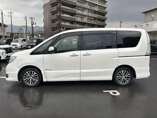 日産 セレナ