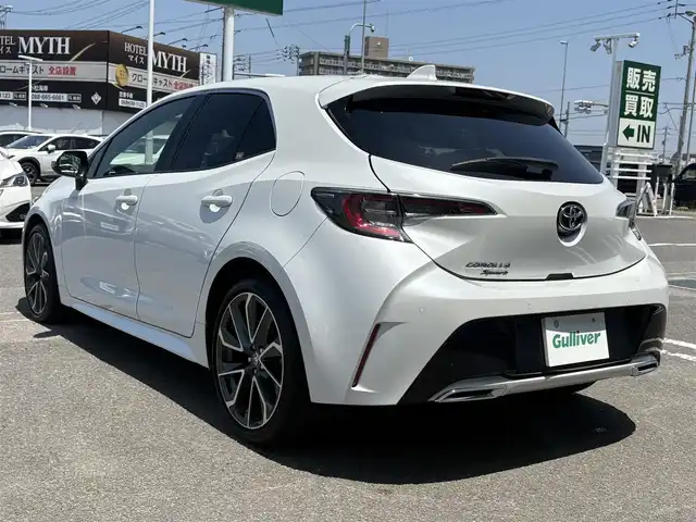 トヨタ カローラ スポーツ G Z 徳島県 2021(令3)年 2.6万km プラチナホワイトパールマイカ 純正ナビ（AM/FM/TV/DVD/CD/BT)/プッシュスタート/バックカメラ/クルーズコントロール（追従有）/ビルトインETC/フルセグTV（走行中視聴不可）/ヘッドアップディスプレイ/ドライブレコーダー（前後）/純正フロアマット/シートヒーター（前席）/コーナーセンサー/パドルシフト/オートホールド/横滑り防止装置/レーンキープアシスト/盗難防止装置/オートライト/オートハイビーム/LEDヘッドライト