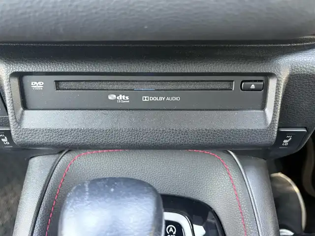 トヨタ カローラ スポーツ G Z 徳島県 2021(令3)年 2.6万km プラチナホワイトパールマイカ 純正ナビ（AM/FM/TV/DVD/CD/BT)/プッシュスタート/バックカメラ/クルーズコントロール（追従有）/ビルトインETC/フルセグTV（走行中視聴不可）/ヘッドアップディスプレイ/ドライブレコーダー（前後）/純正フロアマット/シートヒーター（前席）/コーナーセンサー/パドルシフト/オートホールド/横滑り防止装置/レーンキープアシスト/盗難防止装置/オートライト/オートハイビーム/LEDヘッドライト