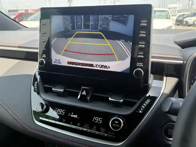 トヨタ カローラ スポーツ G Z 徳島県 2021(令3)年 2.6万km プラチナホワイトパールマイカ 純正ナビ（AM/FM/TV/DVD/CD/BT)/プッシュスタート/バックカメラ/クルーズコントロール（追従有）/ビルトインETC/フルセグTV（走行中視聴不可）/ヘッドアップディスプレイ/ドライブレコーダー（前後）/純正フロアマット/シートヒーター（前席）/コーナーセンサー/パドルシフト/オートホールド/横滑り防止装置/レーンキープアシスト/盗難防止装置/オートライト/オートハイビーム/LEDヘッドライト