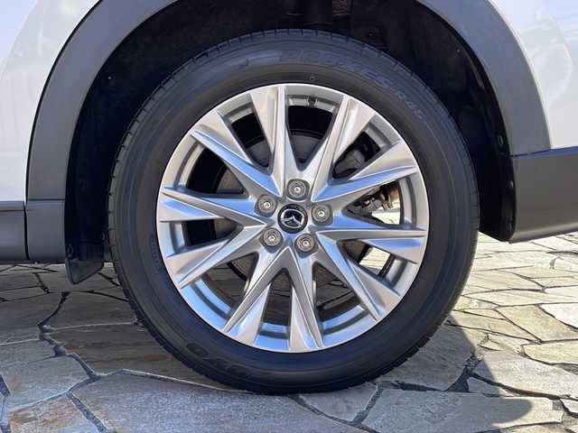 マツダ ＣＸ－８ XD プロアクティブ 大阪府 2018(平30)年 3.9万km スノーフレイクホワイトパールマイカ 純正ナビ/・FM/・AM/・aha/・Stitcher/・Bluetooth/・USB/・CD/・DVD/・AUX/・フルセグTV/主要装備/・アイドリングストップ/・横滑り防止装置/・ＥＴＣ/・ドライブレコーダー/・バックカメラ/・電動パーキング/・ハンドルヒーター/・コーナーセンサー/・レーンキープアシスト/・衝突被害軽減システム/・ヘッドアップディスプレイ/・シートヒーター/・パワーシート