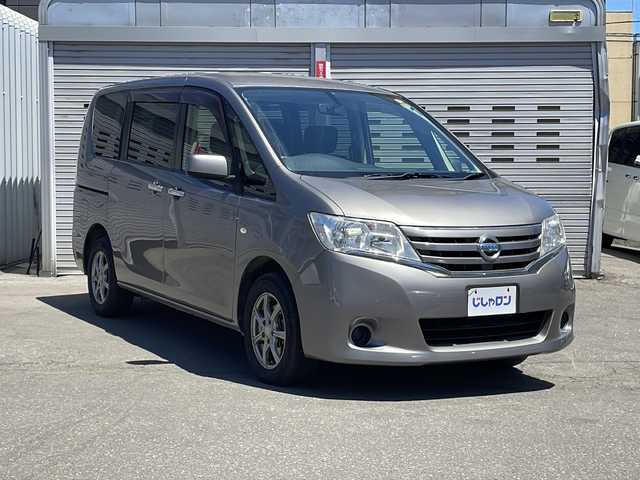 日産 セレナ 20X 道央・札幌 2012(平24)年 7.7万km ブレードシルバー (株)IDOMが運営する【じしゃロン札幌店】の自社ローン専用車両になります。こちらは現金またはオートローンご利用価格です。自社ローンご希望の方は別途その旨お申し付けください。/純正メモリナビ/フルセグテレビ/バックカメラ/アイドリングストップ/クルーズコントロール/ドアバイザー/片側パワースライドドア/電動格納ミラー/冬タイヤ有/スマートキー/スペアキー有/プッシュスタート/純正フロアマット/ETC