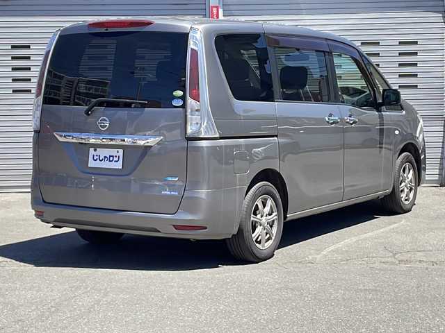 日産 セレナ 20X 道央・札幌 2012(平24)年 7.7万km ブレードシルバー (株)IDOMが運営する【じしゃロン札幌店】の自社ローン専用車両になります。こちらは現金またはオートローンご利用価格です。自社ローンご希望の方は別途その旨お申し付けください。/純正メモリナビ/フルセグテレビ/バックカメラ/アイドリングストップ/クルーズコントロール/ドアバイザー/片側パワースライドドア/電動格納ミラー/冬タイヤ有/スマートキー/スペアキー有/プッシュスタート/純正フロアマット/ETC
