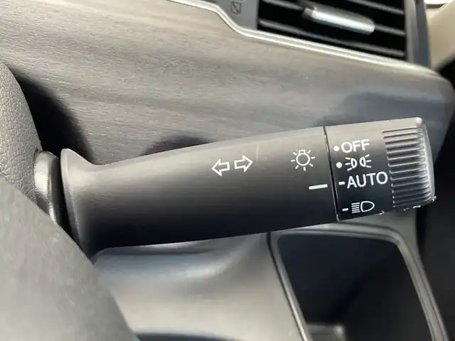 ホンダ フリード G ホンダセンシング 栃木県 2020(令2)年 1.9万km プラチナホワイトパール 純正オーディオ/(AM/FM/AUX/CD)/ホンダセンシング/・衝突軽減ブレーキ/・レーンアシスト/・アダプティブクルーズ/・先行車発進お知らせ/・標識認識機能/ETC/バックソナー/両側パワースライドドア/アイドリングストップ/オートライト/オートエアコン/電動格納ミラー/純正アルミホイール/純正フロアマット/スマートキー×２