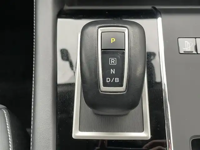 三菱 アウトランダー ＰＨＥＶ G 岩手県 2022(令4)年 4.6万km アメジストブラック 4WD/eアシスト/　・衝突被害軽減ブレーキシステム/　・車線逸脱警報システム/　・車線逸脱防止支援機能/　・後側方衝突被害防止支援システム/マイパイロット/　・レーダークルーズコントロール/　・車線維持支援機能/純正メモリナビ/　　CD/Bt/USB/フルセグTV/マルチアラウンドモニター/バックカメラ/ハンズフリーパワーバックドア/LEDオートライト/LEDデイライト/フォグランプ/合皮ハーフレザーシート/パワーシート/シートヒーター/純正20インチアルミホイール/コーナーセンサー/パドルシフト/ステアリングヒーター/スマートキー/ビルトインETC2.0