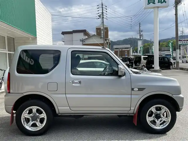 スズキ ジムニー ランドベンチャー 岐阜県 2015(平27)年 2.1万km スチールシルバーM /ワンオーナー//社外オーディオ/(CD.USB.チューナーメインユニット)//シートヒーター//フォグランプ//保証書//取扱説明書