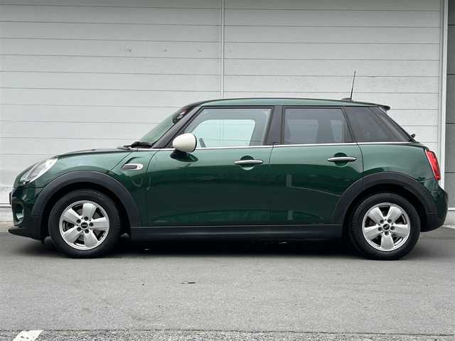 ＭＩＮＩ ミニ ワン 千葉県 2016(平28)年 7.2万km ブリティッシュレーシンググリーンⅡ HDDナビ/バックカメラ/ETC/電格ミラー/純正ナビ/前後ドライブレコーダー