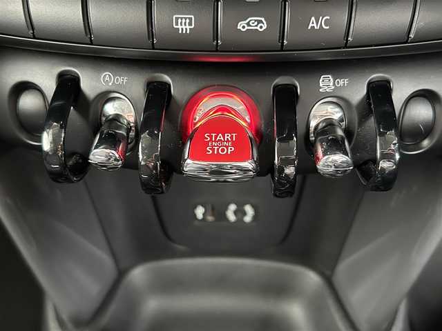 ＭＩＮＩ ミニ ワン 千葉県 2016(平28)年 7.2万km ブリティッシュレーシンググリーンⅡ HDDナビ/バックカメラ/ETC/電格ミラー/純正ナビ/前後ドライブレコーダー