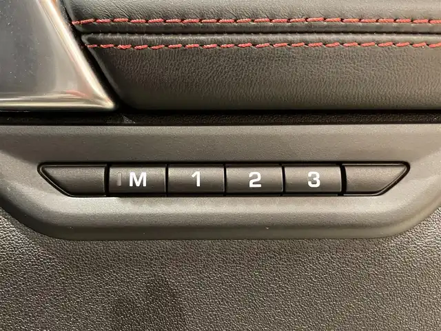 ランドローバー ランドローバー ディスカバリースポーツ Rダイナミック HSE 道央・札幌 2021(令3)年 3.4万km ユーロンホワイト ユーロンホワイト/コントラストルーフ/固定式パノラミックルーフ/マニュアル3列目シート/ステアリングホイールヒーター/20インチスタイル5089 5スプリットスポークAW/ワイヤレスチャージング/ドライバーアシストパック/　・ACC/　・ブラインドスポットアシスト/　・クリアイグジットモニター/　・パークアシスト/　・360°パーキングエイド/　・リアトラフィックモニター/Clerar Sightインテリアリアビューミラー/MERIDIANサウンドシステム/インタラクティブドライバーディスプレイ/パワーテールゲート