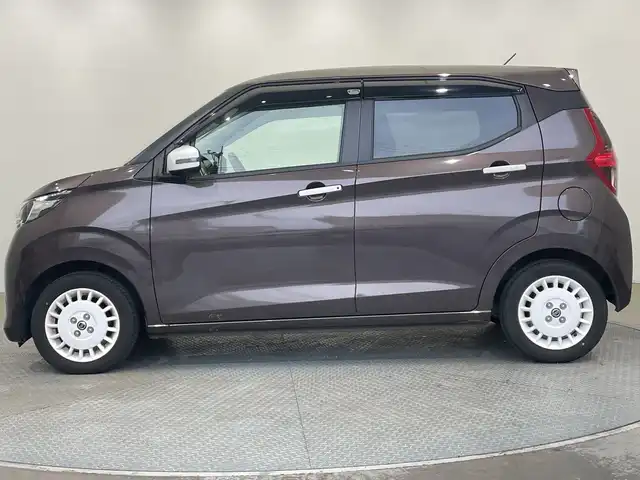 日産 デイズ ボレロ 栃木県 2020(令2)年 2.6万km アッシュブラウンM 純正ナビ/(CD/DVD/フルセグTV/Bluetooth/MSV/SD/AUX/USB)/全方位カメラ/コーナーセンサー/ETC/前方ドラレコ/ハーフレザーシート/禁煙車/オートライト/スマートキー/プッシュスタート/アイドリングストップ/ステアリングスイッチ/革巻きステアリング/ウィンカーミラー/電動格納ミラー/純正14インチアルミホイール/純正フロアマット