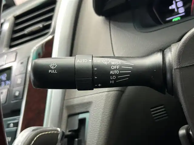 トヨタ ＳＡＩ G 鹿児島県 2014(平26)年 5.2万km シルバーM 純正メモリナビ/（CD/DVD/フルセグ/Bluetooth/AUX）/ビルトインETC/純正前方ドライブレコーダー/バックカメラ/オールオートパワーウィンドウ/チルト&テレスコピックステアリング/ステアリングリモコン/前席パワーシート/（運転席メモリー機能付）/純正LEDヘッドライト/フロントフォグランプ/オートライト/純正フロアマット/純正ドアバイザー/純正18インチアルミ