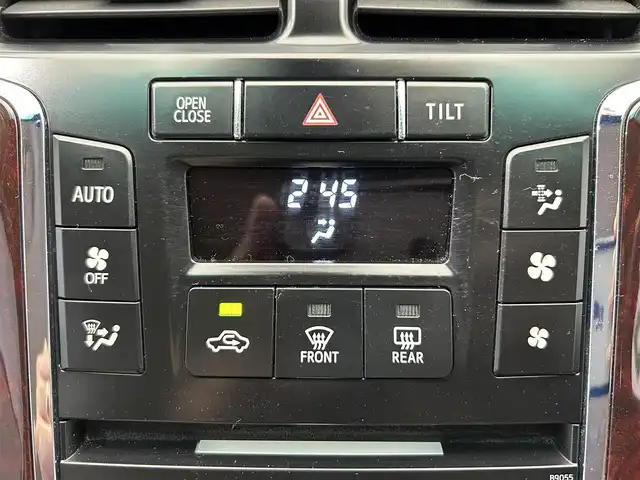 トヨタ ＳＡＩ G 鹿児島県 2014(平26)年 5.2万km シルバーM 純正メモリナビ/（CD/DVD/フルセグ/Bluetooth/AUX）/ビルトインETC/純正前方ドライブレコーダー/バックカメラ/オールオートパワーウィンドウ/チルト&テレスコピックステアリング/ステアリングリモコン/前席パワーシート/（運転席メモリー機能付）/純正LEDヘッドライト/フロントフォグランプ/オートライト/純正フロアマット/純正ドアバイザー/純正18インチアルミ
