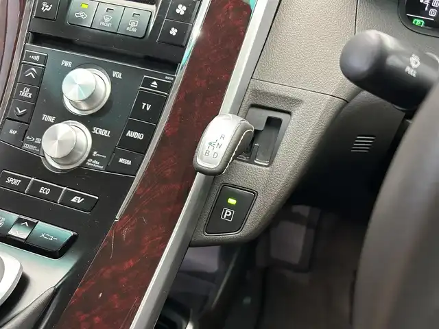 トヨタ ＳＡＩ G 鹿児島県 2014(平26)年 5.2万km シルバーM 純正メモリナビ/（CD/DVD/フルセグ/Bluetooth/AUX）/ビルトインETC/純正前方ドライブレコーダー/バックカメラ/オールオートパワーウィンドウ/チルト&テレスコピックステアリング/ステアリングリモコン/前席パワーシート/（運転席メモリー機能付）/純正LEDヘッドライト/フロントフォグランプ/オートライト/純正フロアマット/純正ドアバイザー/純正18インチアルミ