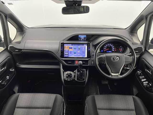 トヨタ ヴォクシー ZS 煌 宮崎県 2018(平30)年 5.3万km ボルドーマイカメタリック アルパインナビオーディオ(EX11Z)/　CD/DVD/FM/AM/SD/Bluetooth/バックカメラ/プッシュスタート/ステアリングスイッチ/クルーズコントロール/アイドリングストップ/電動格納ミラー/ウインカーミラー/ドアバイザー/純正フロアマット/両側パワースライドドア/ETC/オートマチックハイビーム
