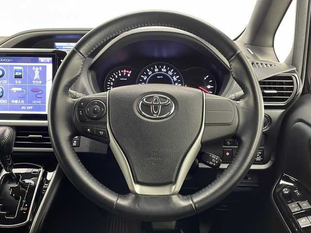 トヨタ ヴォクシー ZS 煌 宮崎県 2018(平30)年 5.3万km ボルドーマイカメタリック アルパインナビオーディオ(EX11Z)/　CD/DVD/FM/AM/SD/Bluetooth/バックカメラ/プッシュスタート/ステアリングスイッチ/クルーズコントロール/アイドリングストップ/電動格納ミラー/ウインカーミラー/ドアバイザー/純正フロアマット/両側パワースライドドア/ETC/オートマチックハイビーム
