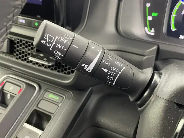 ホンダ ステップワゴン スパーダ eHEV 埼玉県 2024(令6)年 1.4万km プラチナホワイトパール Honda CONNECT for Gathers＋ナビ装着用スペシャルパッケージ/ブラインドスポットインフォメーション/Honda SENSING/パワーテールゲート(メモリー機能付)/ 	2列目オットマン/運転席＆助手席シートヒーター/トリプルゾーンコントロール・フルオートエアコンディショナー/コンビシート/16インチアルミホイール(SPADA専用)/減速セレクター/全列USBチャージャー/パドルシフト