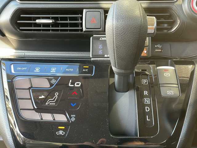 日産 デイズ HWS G ターボ プロパイロットED 静岡県 2019(令1)年 4.6万km オーシャンブルーP 純正9インチSDナビ/・CD/・DVD/・フルセグＴＶ/・Bluetooth/・USB/・AM/・FM/主要装備/・WedsSport16インチAW/・BLITZ車高調/・社外フロントリップ/・プロパイロット/・衝突軽減/・レーンキープ/・追従クルコン/・アラウンドビューモニター/・コーナーセンサー/・ETC/・前方ドラレコ/・LEDヘッドライト/・オートライト/・オートハイビーム/・フォグランプ/・ステアリングスイッチ/・スマートキー/・プッシュスタート/・純正フロアマット