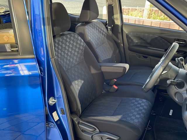 日産 デイズ HWS G ターボ プロパイロットED 静岡県 2019(令1)年 4.6万km オーシャンブルーP 純正9インチSDナビ/・CD/・DVD/・フルセグＴＶ/・Bluetooth/・USB/・AM/・FM/主要装備/・WedsSport16インチAW/・BLITZ車高調/・社外フロントリップ/・プロパイロット/・衝突軽減/・レーンキープ/・追従クルコン/・アラウンドビューモニター/・コーナーセンサー/・ETC/・前方ドラレコ/・LEDヘッドライト/・オートライト/・オートハイビーム/・フォグランプ/・ステアリングスイッチ/・スマートキー/・プッシュスタート/・純正フロアマット