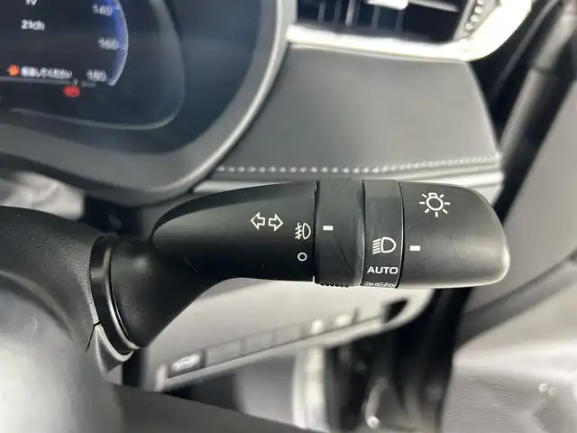 トヨタ ハリアー ハイブリッド Z 佐賀県 2023(令5)年 5.5万km プレシャスブラックパール 純正12.3インチナビ/（フルセグTV/BT/AppleCarPlay/AndroidAuto）/バックカメラ/衝突被害軽減システム/レーンキープアシスト/コーナーセンサー/モデリスタフルエアロ/デジタルインナーミラー/追従型クルーズコントロール/純正19インチアルミホイール/ＬＥＤヘッドライト/オートライト/フォグライト/ハーフレザーシート/パワーシート/パワーバックドア/純正フロアマット/ビルトイン2.0ETC/電動パーキングブレーキ/オートホールド/標識検知機能/盗難防止装置/横滑り防止装置